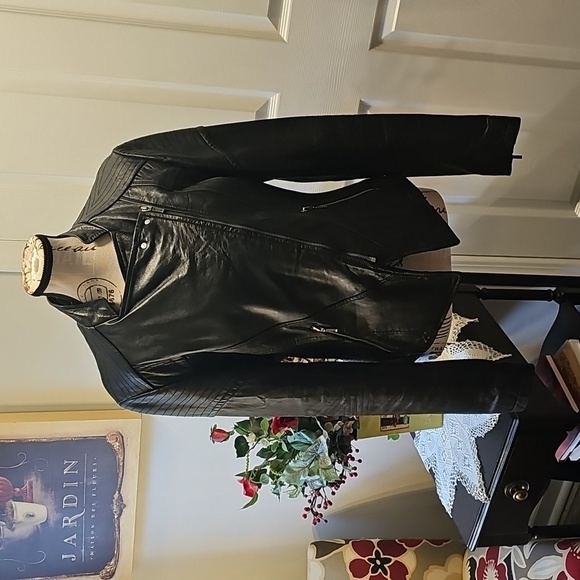 Real Leather Jackets & Blazers - "Real Leather" Cropped, Lined Moto Leather Jacket, Women's Size L